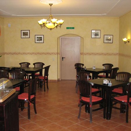 Hotel Garni Dekorahaus Бад-Шандау Экстерьер фото