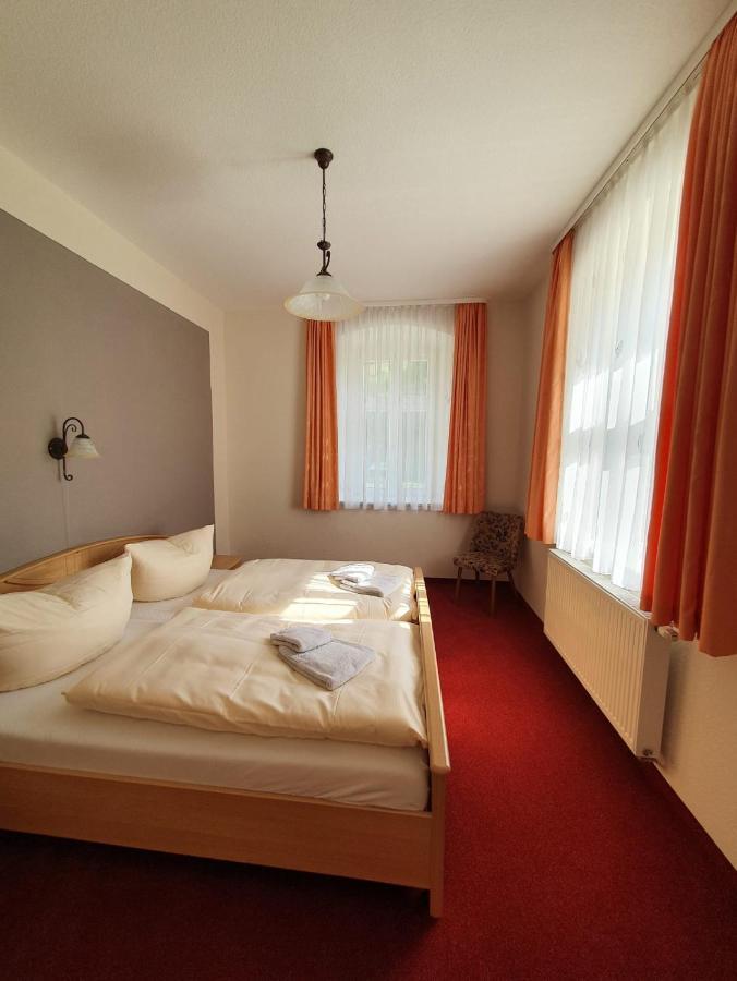 Hotel Garni Dekorahaus Бад-Шандау Экстерьер фото