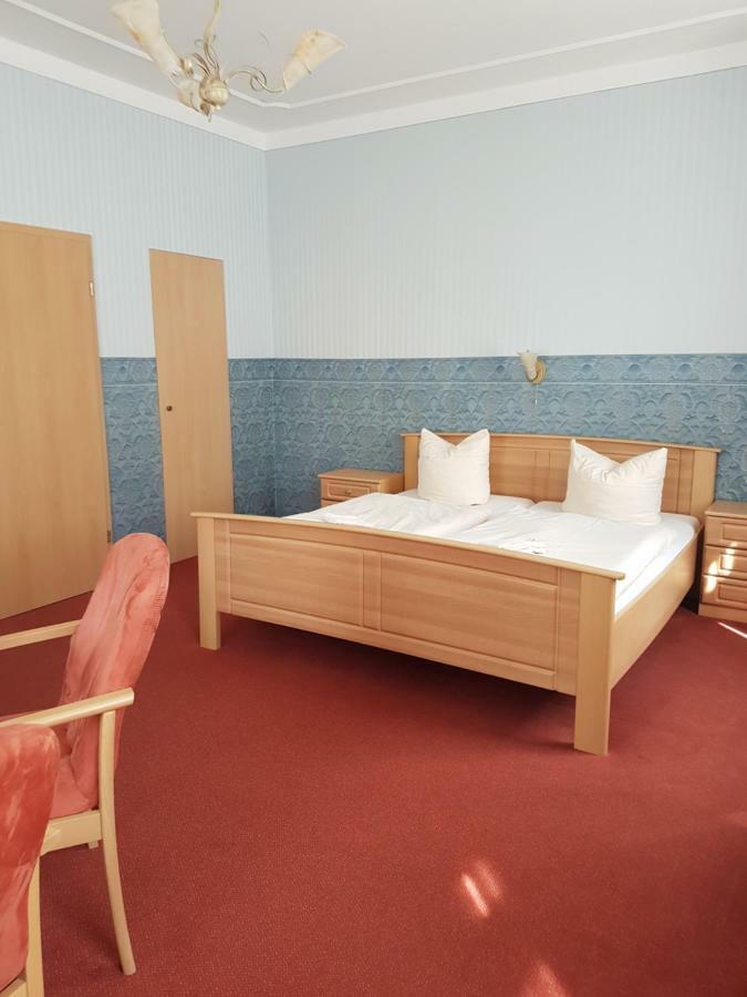 Hotel Garni Dekorahaus Бад-Шандау Экстерьер фото